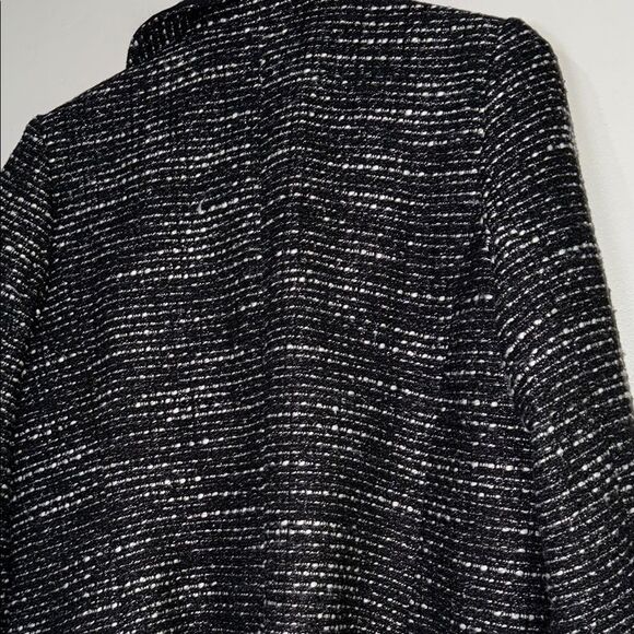 Talbots Black and White Structured Blazer - Picture 15 of 15